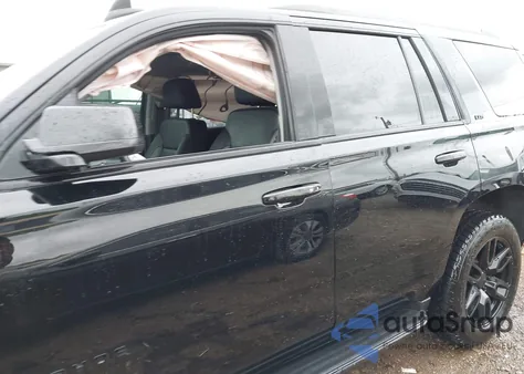 2020 Chevrolet Tahoe K1500 Lt z USA, uszkodzony, nr VIN 1GNSKBKC8LR299525